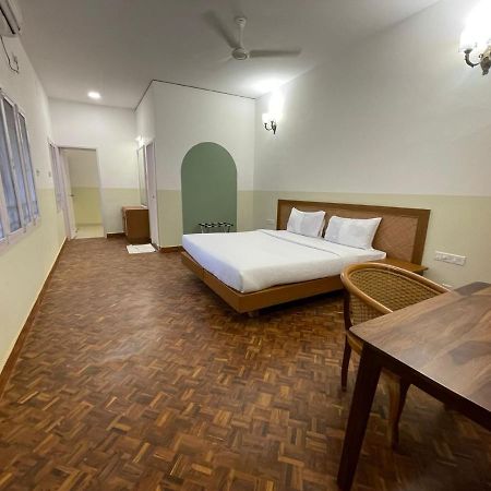 Hanu Reddy Residences - Nawab Habibullah Avenue Chennai Bagian luar foto