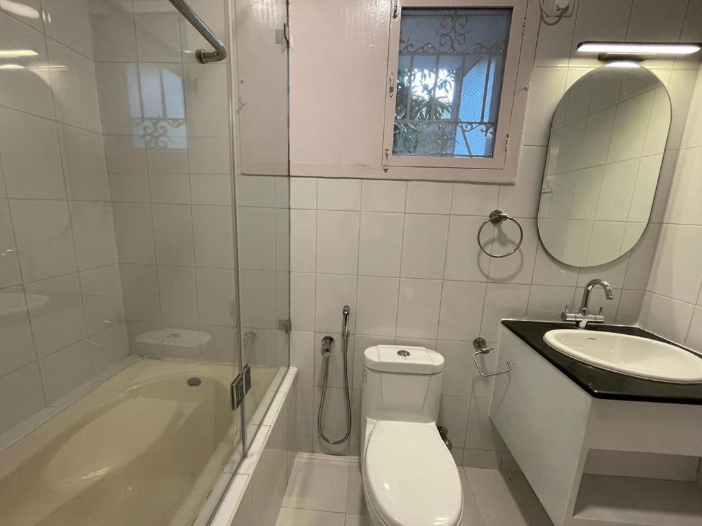Hanu Reddy Residences - Nawab Habibullah Avenue Chennai Bagian luar foto